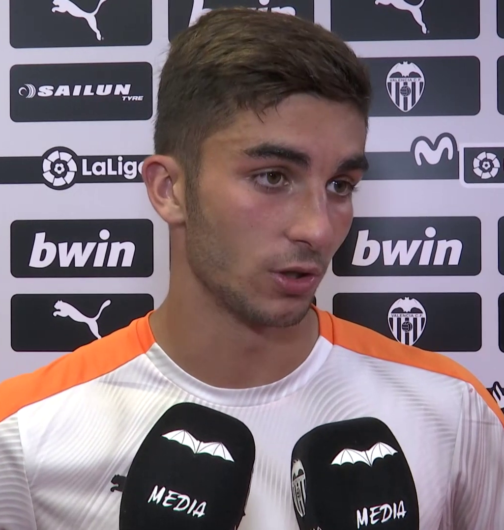 Ferran Torres pisté par le PSG pour remplacer Bradley Barcola